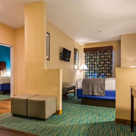 Best Western Wesley Chapel Esterno foto